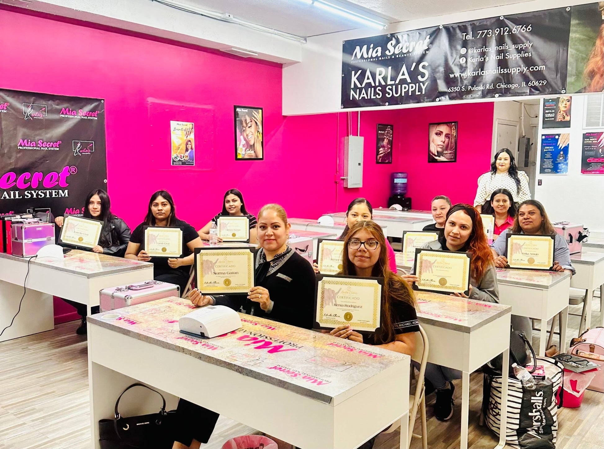 Curso Basico de Uñas: Paquete de 10 Clases - Karla's Nails Supply